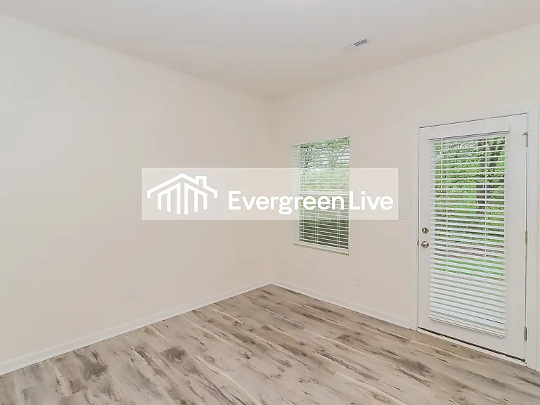 362 Water St — Photo 7