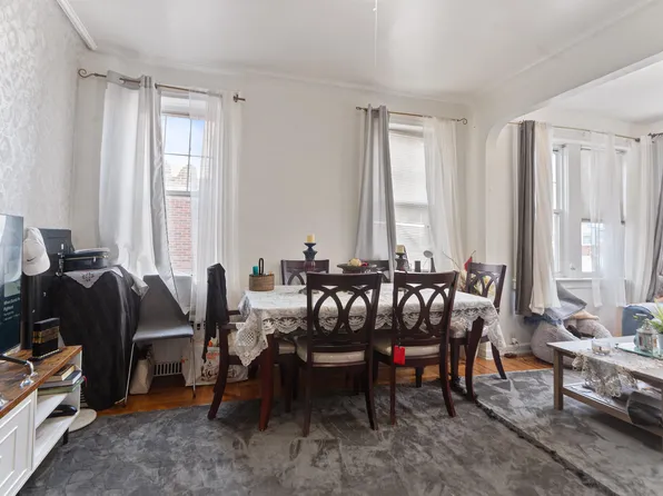 7073 Kennedy Boulevard image 8 of 49