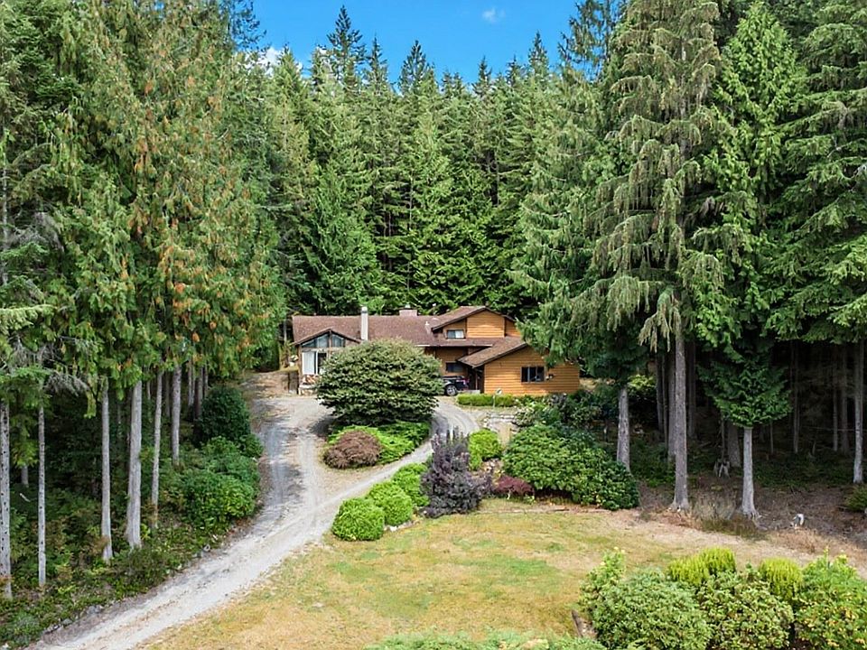 1st image of 27573 Sayers Cres