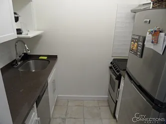 Rented by City Connections Realty