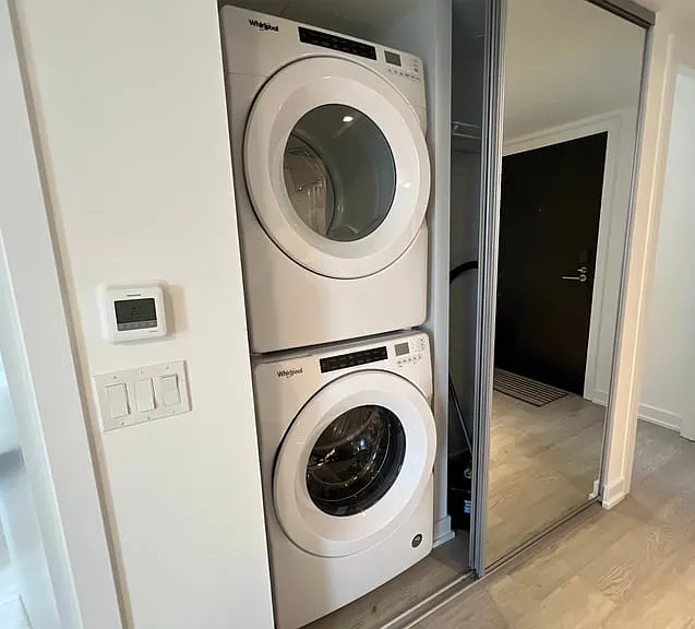 33 Dunfield Ave #1403A — Photo 5