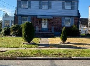 703 Erudo St, Linden, NJ 07036