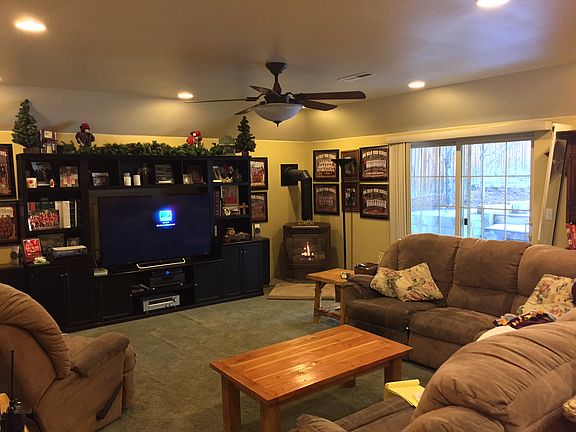 5th image of 1038 Pine Mountain Dr