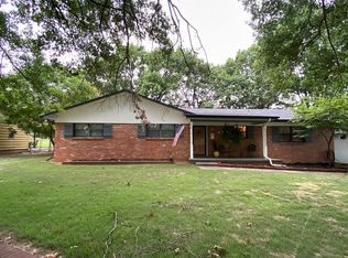 809 N Anthony St, Muskogee, OK 74403