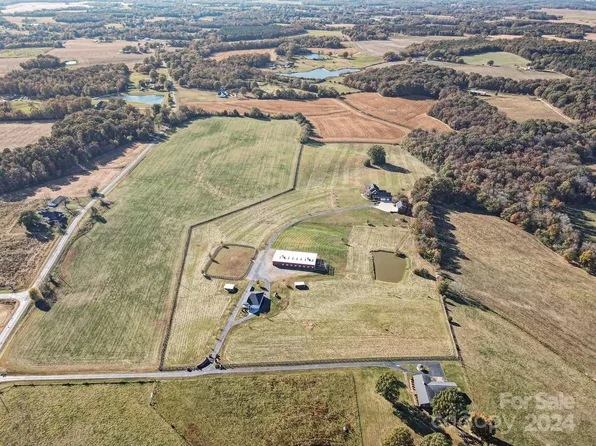 2416 Faulks Church Rd, Wingate, NC 28174