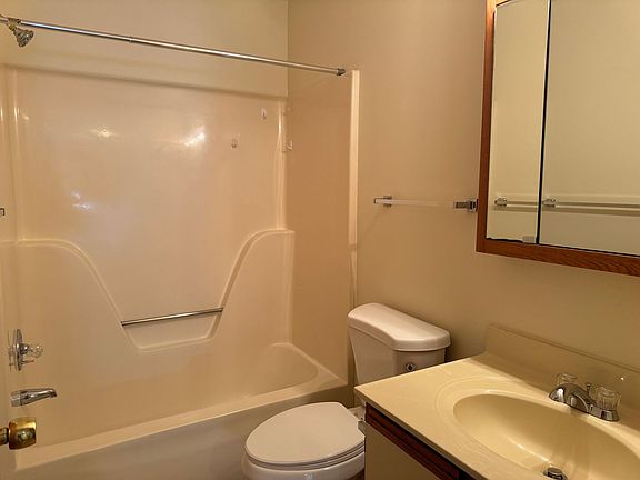 4th image of 1101 Lincolnshire Dr #1115