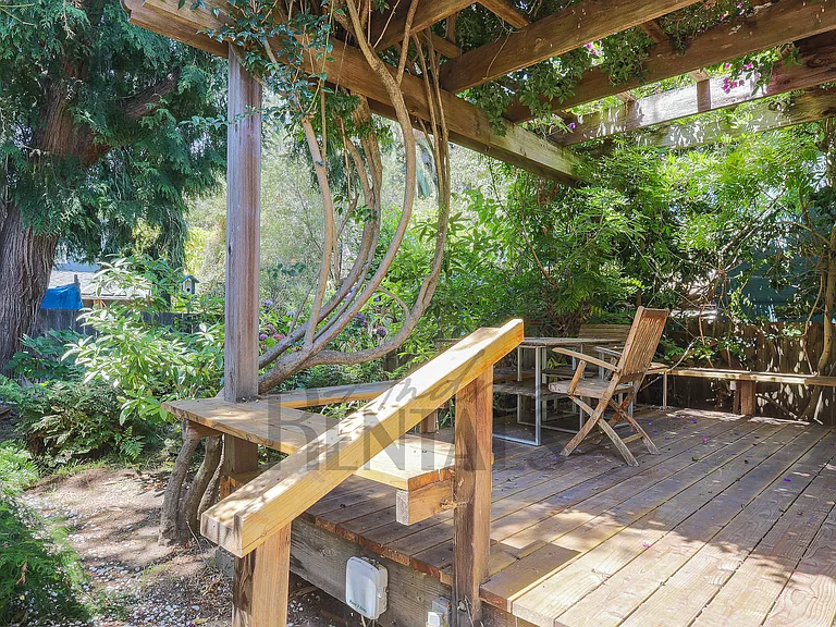 6011 Hillegass Ave — Photo 15