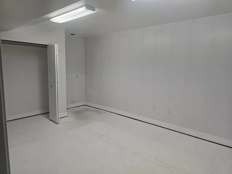 5635 Stanhope St — Photo 13