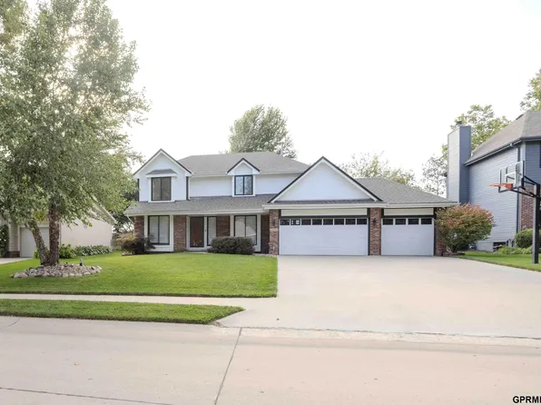 5034 S 174th St, Omaha, NE 68135