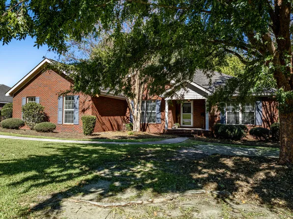 104 Cypress Ridge Rd, Tifton, GA 31794