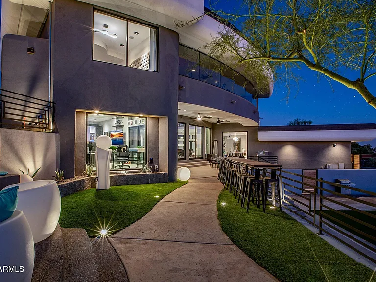 3282 E Palo Verde Dr — Photo 119