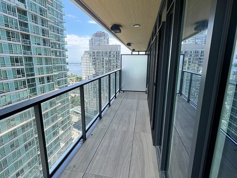 1 Concord Cityplace Way #2303 — Photo 5