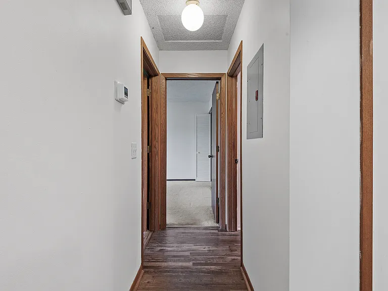 797 Parkside Dr — Photo 18