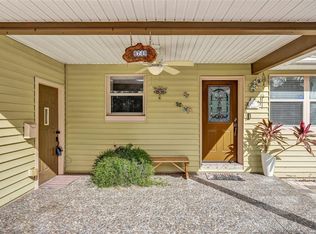 6749 Snow White Dr, Jacksonville, FL 32210