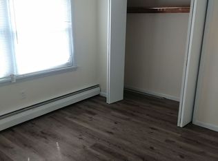 236 E 3rd St APT 1, Hazleton, PA 18201