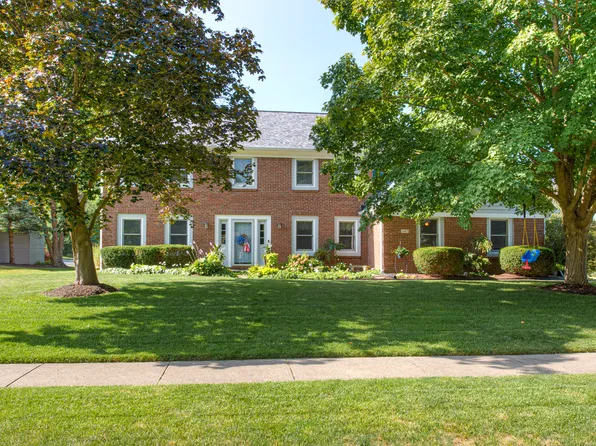 1487 Brook Mill Ct, Carmel, IN 46032