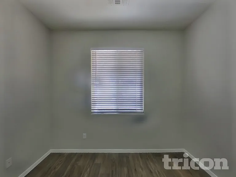 7310 W Saint Charles Ave — Photo 10