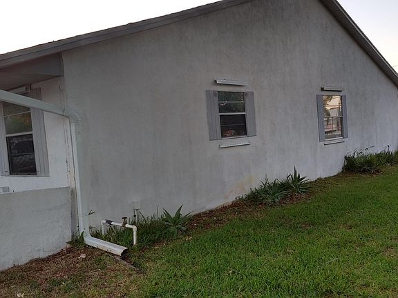 4th image of 846 Dow Ln