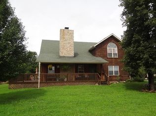 8361 N Farm Rd 141, Springfield, MO 65803