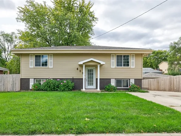 411 E Watrous Ave, Des Moines, IA 50315