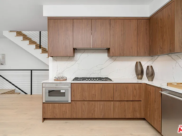 4326 Serene Pl #4 — Photo 35