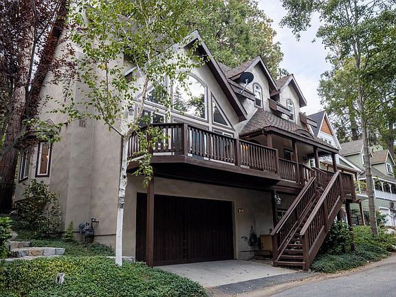 3rd image of 335 Garden Dr