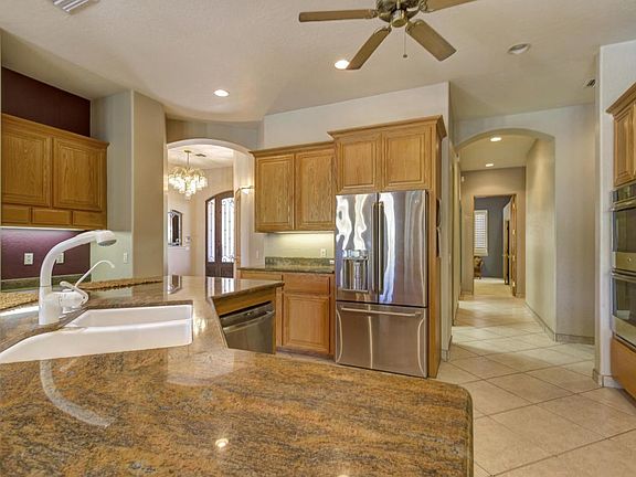 6 Kitchen with Huge Granite Covered Cent