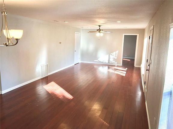 5th image of 601 N 4th St