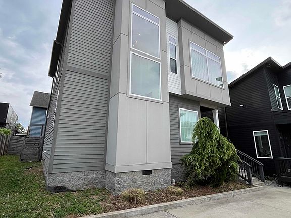 2nd image of 915 Delmas Ave #B