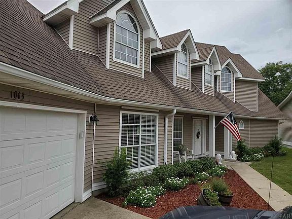 3rd image of 1063 Lionsgate Ln