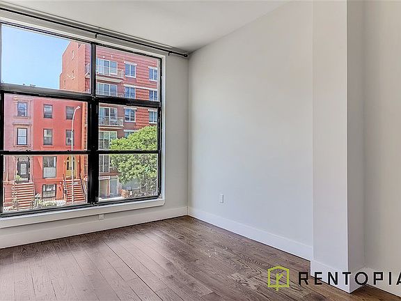 3rd image of 489 Washington Ave #4E