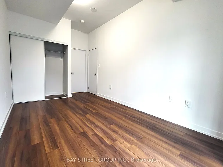 2433 Dufferin St #206 — Photo 15