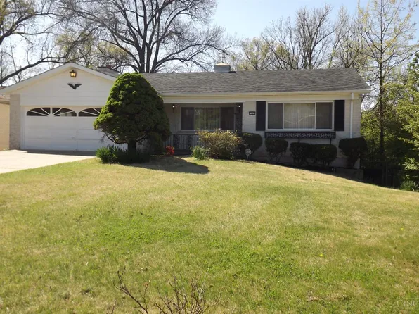 2987 Westbrook Dr, Cincinnati, OH 45238