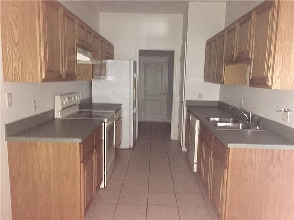 5th image of 3581 Home Town Ln