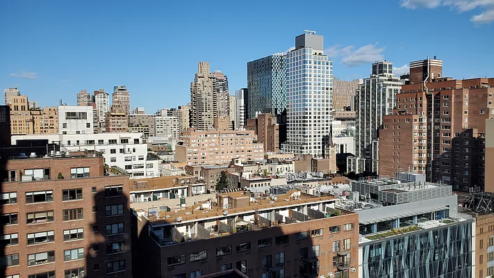 Rented by Corcoran | media 6