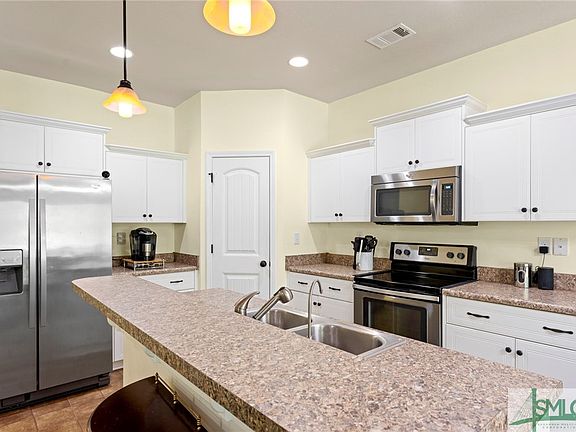 5th image of 144 Willow Drive