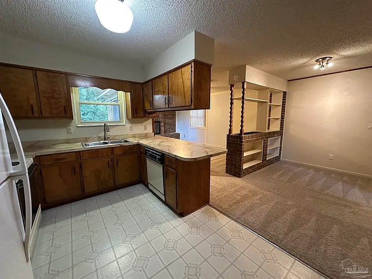 2952 Breckenridge Dr — Photo 10