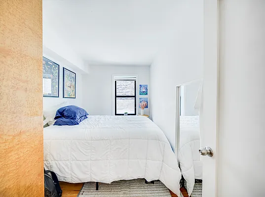 Rented by Mayell LLC | media 16