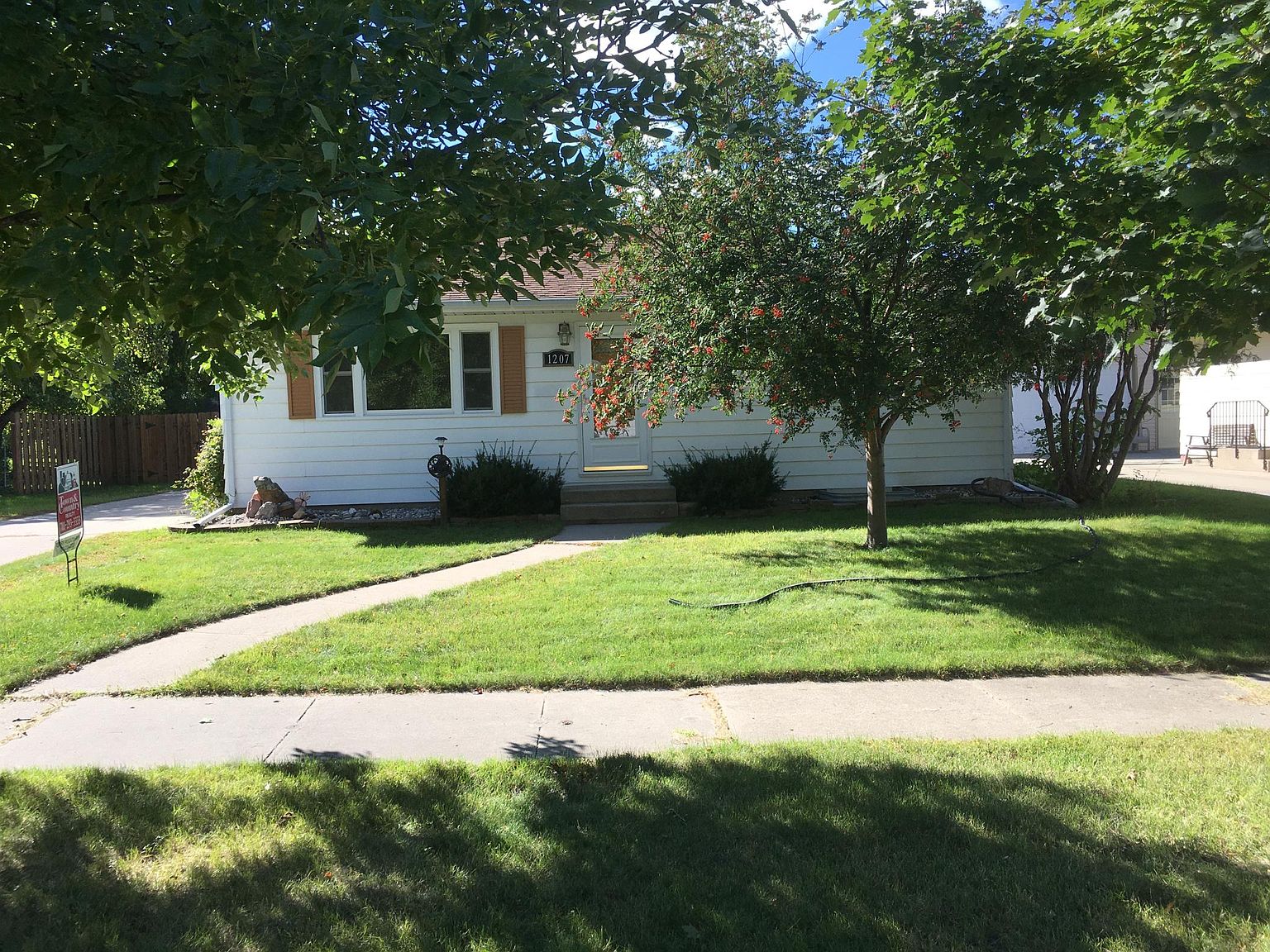 1207 9th St N, Moorhead, MN 56560 Zillow