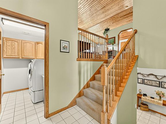 5th image of 4462 Durham Ln NW