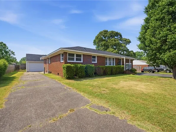 1845 Perrel St, Virginia Beach, VA 23455