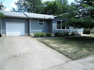 826 Minnesota Ave SW, Huron, SD 57350