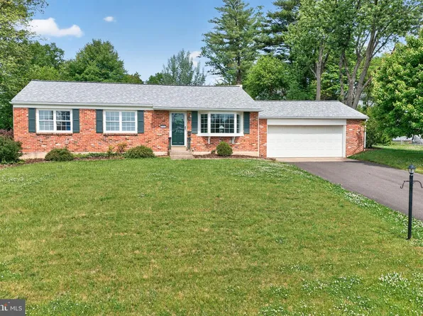 3207 Sharon Ln, East Norriton, PA 19403
