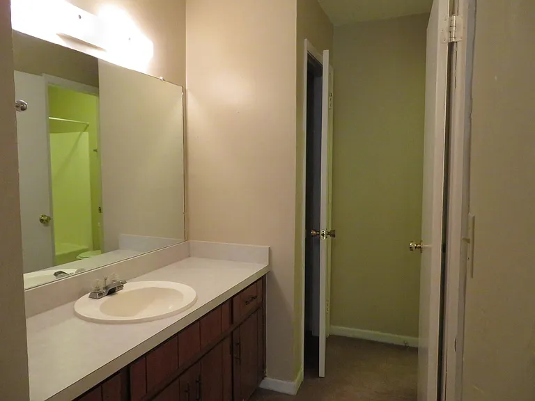 3200 Ginger Dr #C — Photo 8