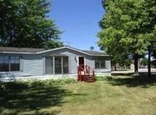 101 Maple St S, Lester Prairie, MN 55354