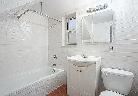5th image of 90 W Houston St APT 1R