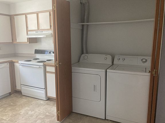 5th image of 1536 Bloomingdale Ln SW #103