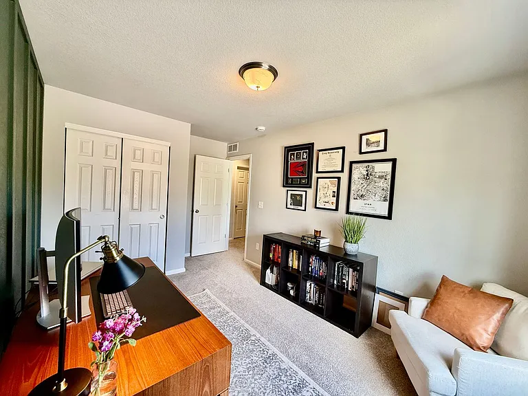 6828 Mineral Belt Dr — Photo 22