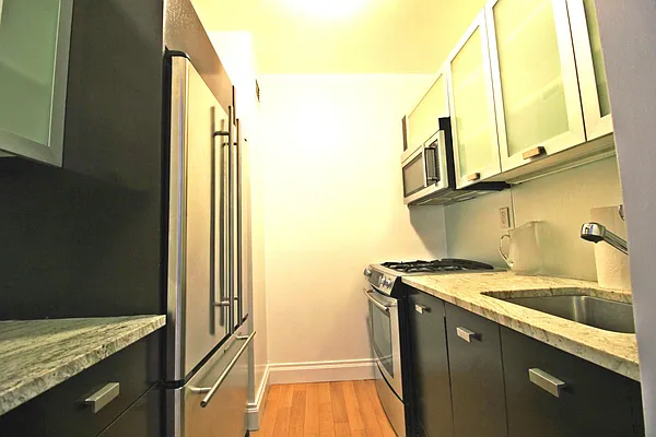 Rented by Keller Williams NYC | media 33