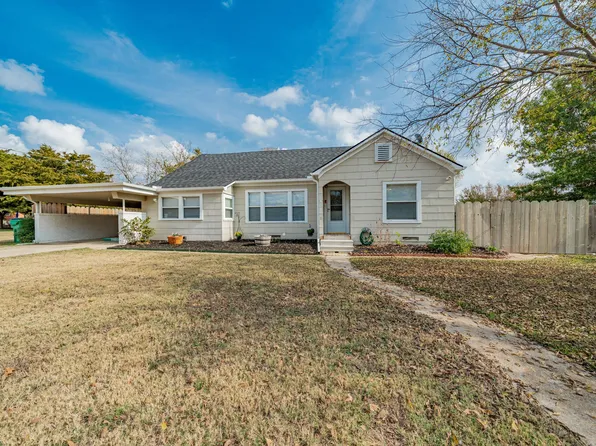 308 N Pecan St, Muenster, TX 76252